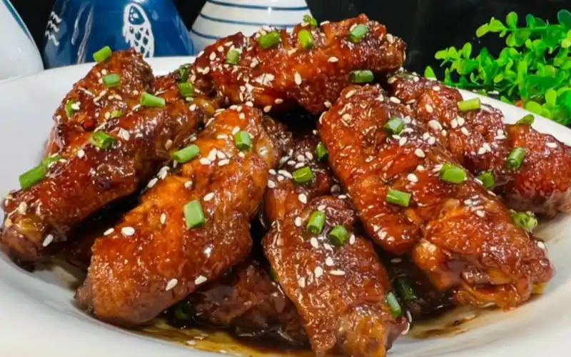 这才是"可乐鸡翅"的正宗做法,鸡翅鲜嫩味美,好吃到舔手指,真香