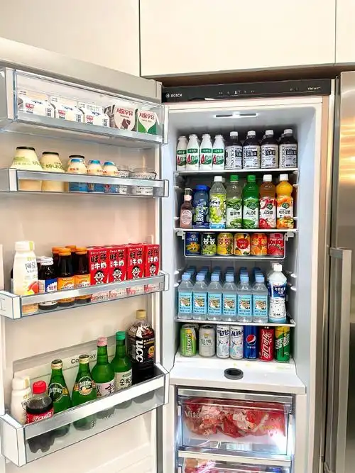 就是把冰箱里塞满自己喜欢喝的饮料还有吃的