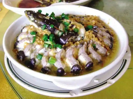 鳗鱼的做法:秘制清蒸鳗鱼