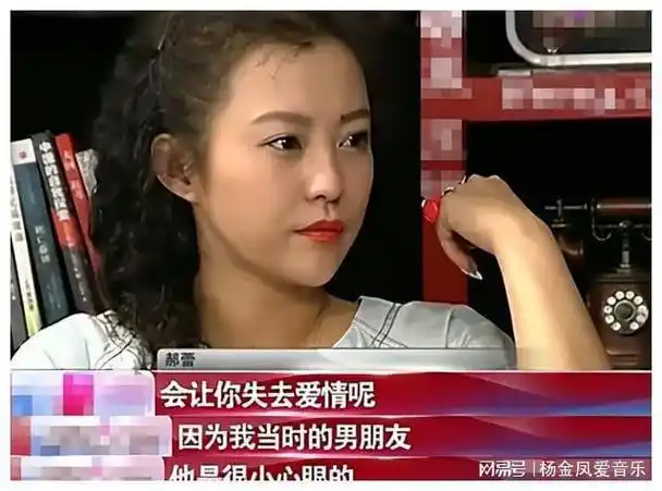 媒体们纷纷疯传分手的原因,就是邓超不满郝蕾拍摄这样的片子,一胖之