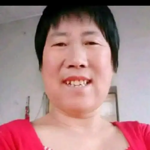 呜呜呜我不是三十岁大妈来点头像叭