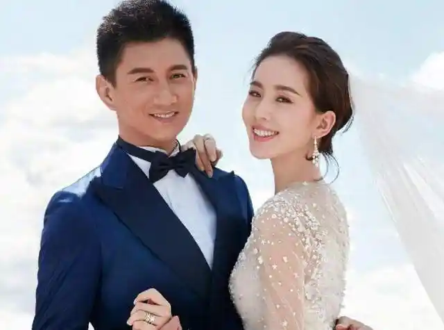 吴奇隆拍摄高清帅照,婚戒始终没离过手,爱老婆刘诗诗胜过爱自己