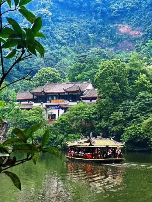 四川九寨沟几月去旅游好 ,千万别乱找,看到这篇就可以啦