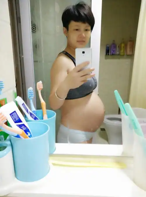 36周的肚子,感觉好大