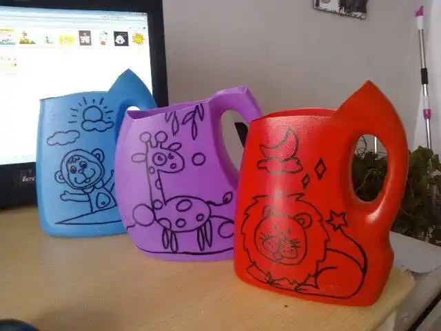 洗衣液花盆制作图片用洗衣液桶做手工图片