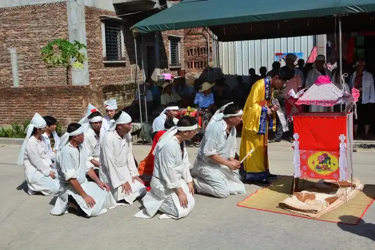 陈秀恋出殡仪式