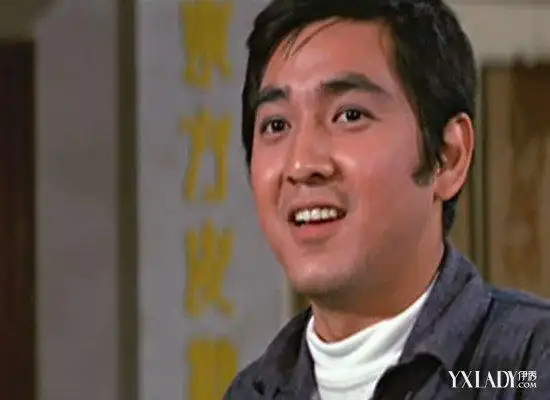 欣赏老戏骨秦沛年轻时的照片一度成为银幕前的大众情人