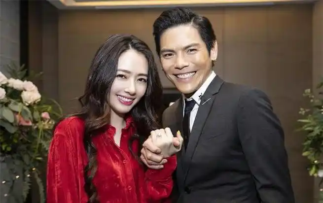 向佑为什么不出名 向佐向佑是双胞胎吗 3