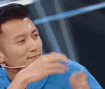 一共15年所以论年份,谢贤的世纪复合要比谢霆锋的世纪复合多1年最后