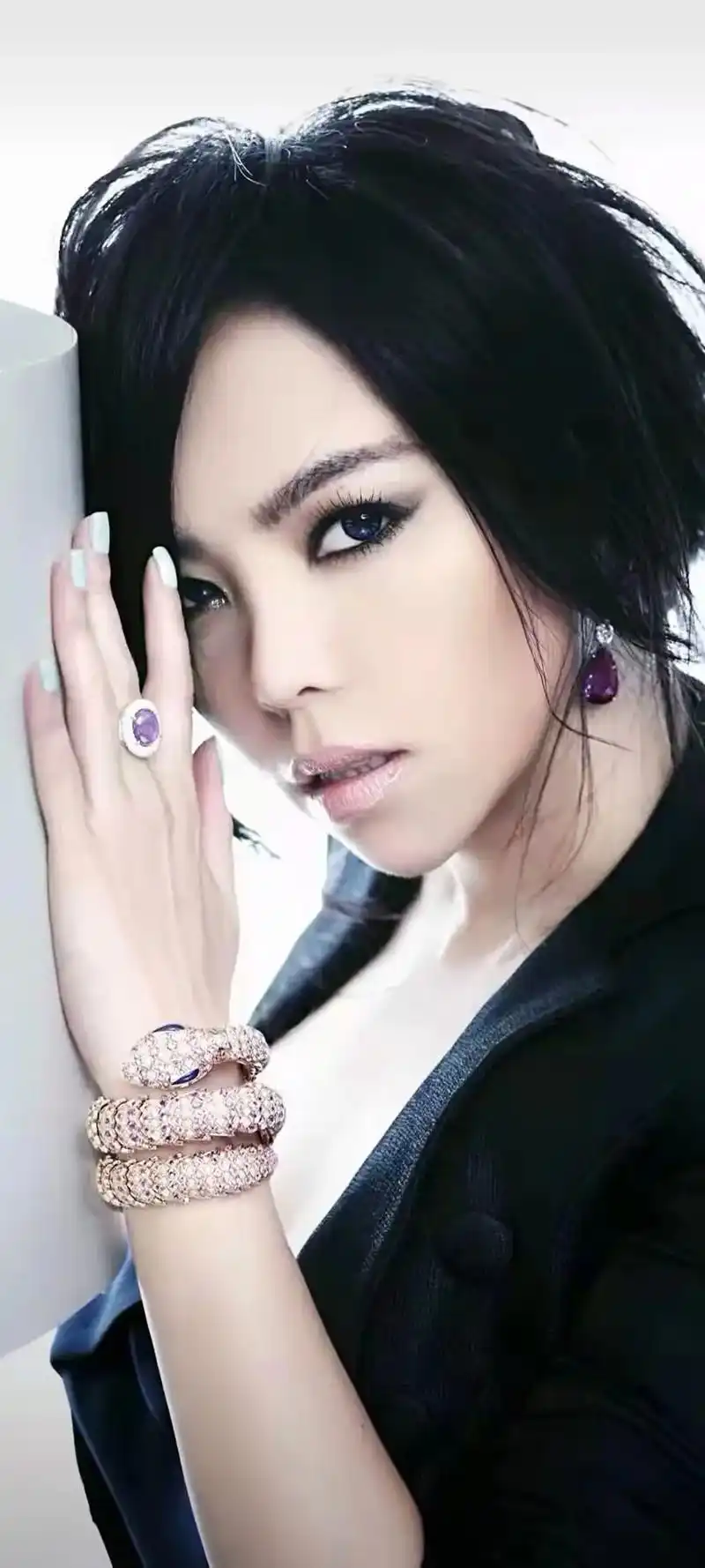 张惠妹 #高清壁纸 #美女明星  9015 #张惠妹 17 - 抖音