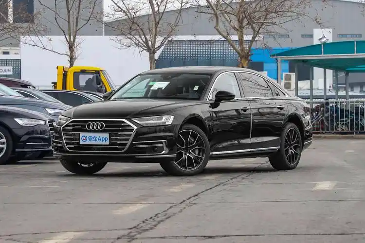 2021款 奥迪a8l 60 tfsi quattro 尊贵型外观