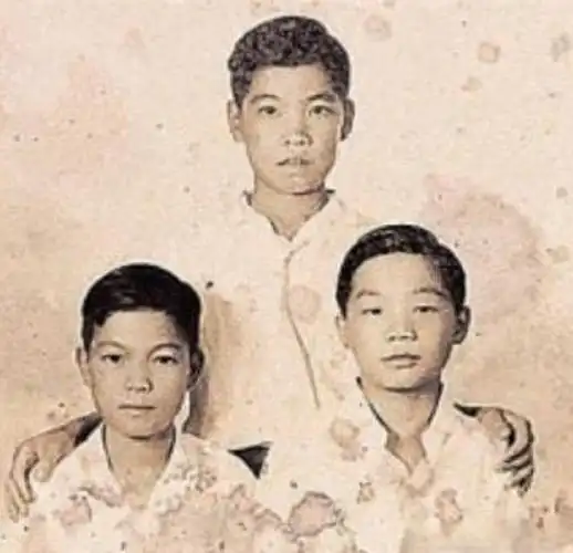 演员成奎安:病逝13年,孙子车祸离世,两房妻子的选择截然不同