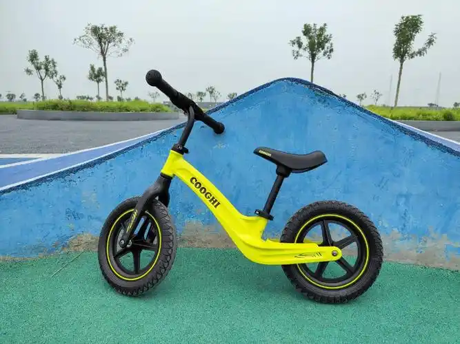送给孩子成长的礼物,cooghi酷骑儿童平衡车