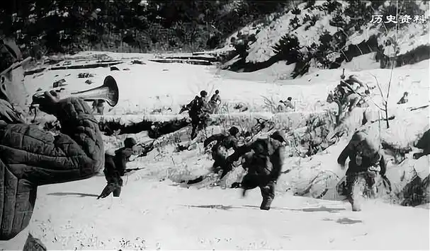 1950年10月 中国人民志愿军应朝鲜请求赴朝 与朝鲜人民军并肩作战 长