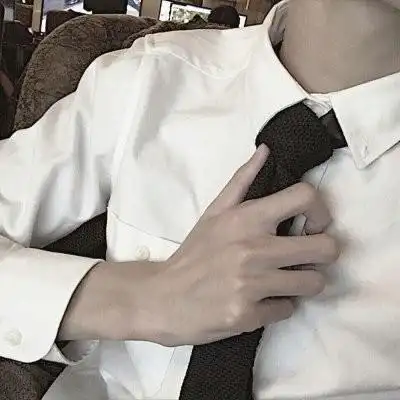 男生衬衫不露脸头像