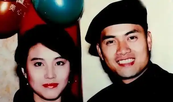 贵州富婆杨小娟嫁三婚演员吕良伟婚后生一子非常幸福