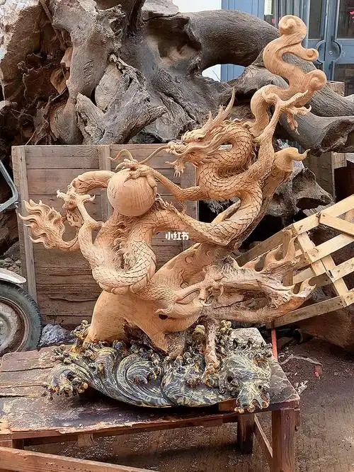 木雕龙根雕招财摆件