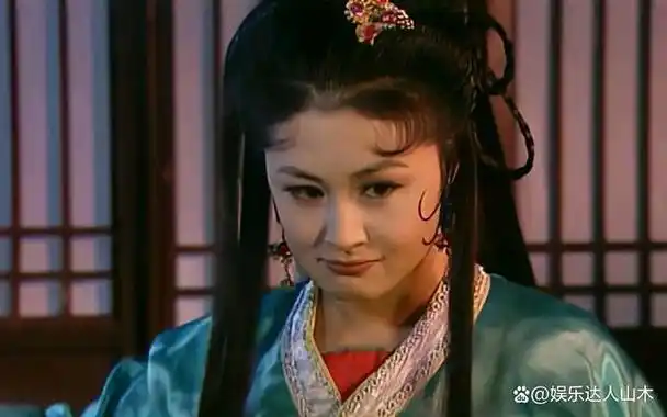 从美艳女鬼陈五真到村花谢大脚,角色转变背后是于月仙的生活智慧