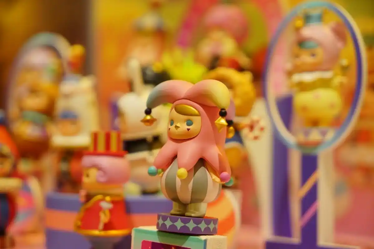 把中国潮玩卖给外国人,泡泡玛特能成功吗?