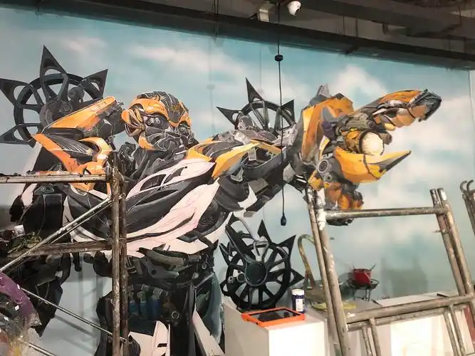 汽车服务中心大黄蜂墙绘