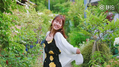 陈赫女儿已得为父真传,张子萱衣着宽松疑似二胎在孕