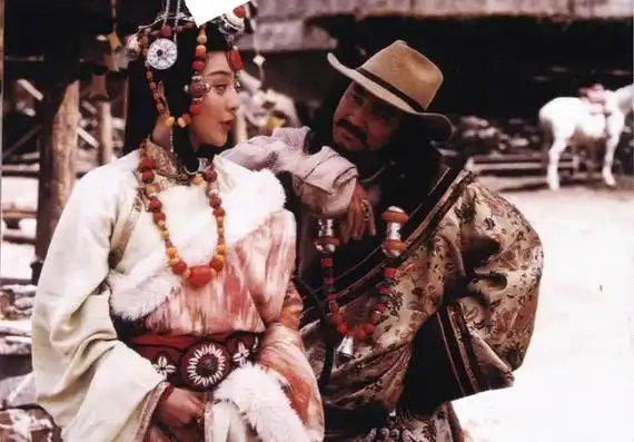 范冰冰##电视剧#    《尘埃落定》(2003)95    李解  范冰冰  磐