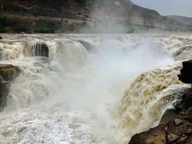延安行之一一一壶口瀑布 写美篇延安游的最后一站,壶口瀑布,号称黄河