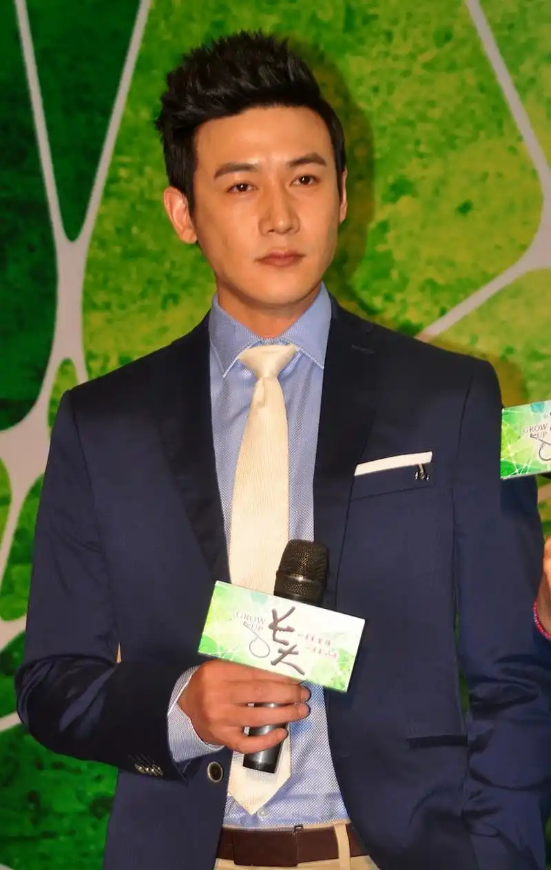 陆毅参加披荆斩棘的原因竟是女儿一句话…… 8.