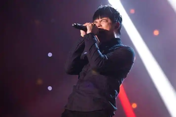 好声音亚军张恒远去世:知情人曝离世细节,曾抢救成功!_汪峰_中国_音乐