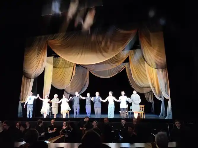 《德国日记》2019·6·15·(8)被现代舞台切割后的歌剧"orlando"