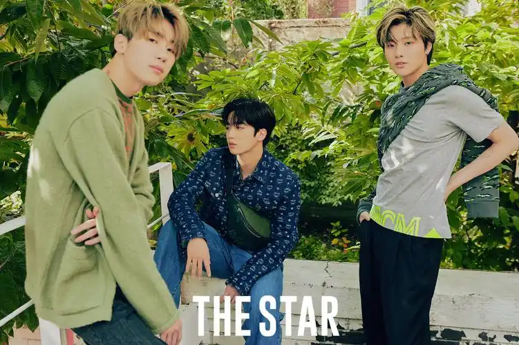 x1男团thestar帅气杂志写真