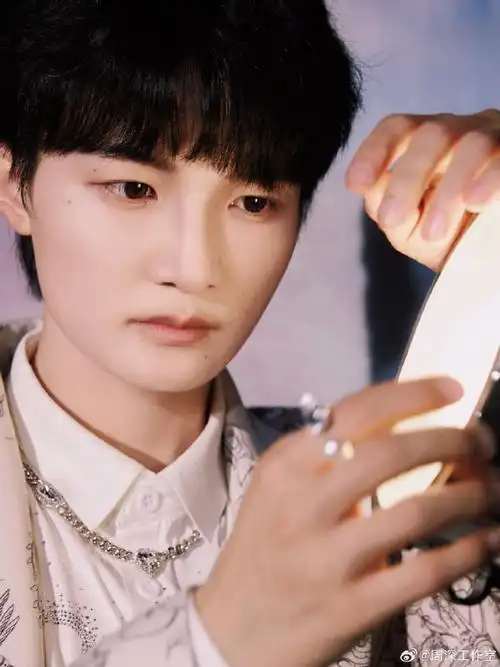 周深中国网络视听年度盛典##周深原创戏腔词曲