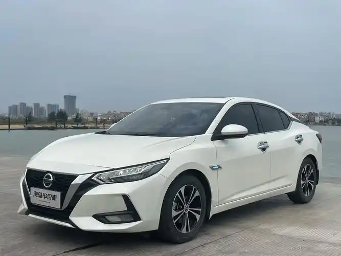 2021年日产轩逸全款5.2万.质到押期:(琼b户)21年款