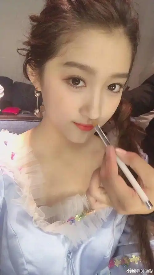 魏千雅魏千雅和鹿晗的合照