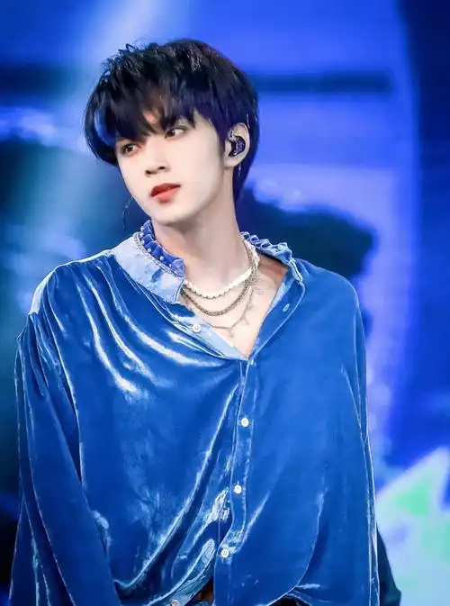 狼崽一刘耀文少年上火2神图