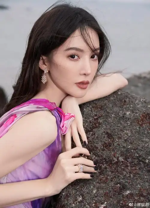 金晨今天真的美出新高度