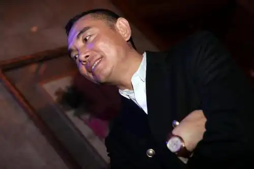 李湘前夫李厚霖拟借壳上市,身价过30亿元