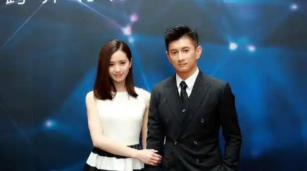 有一种"算计"是吴奇隆刘诗诗,结婚8年后,才看懂下的这盘棋