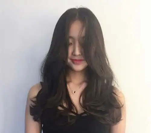 2021年最好看的大波浪烫发发型20款,谁都无法抗拒的优雅