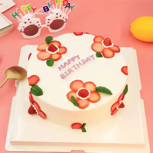 慕斯蛋糕小红花草莓夹心水果女友老婆闺蜜鲜奶新鲜生日蛋糕