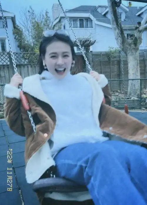 真辣眼这姐是有恋丑癖