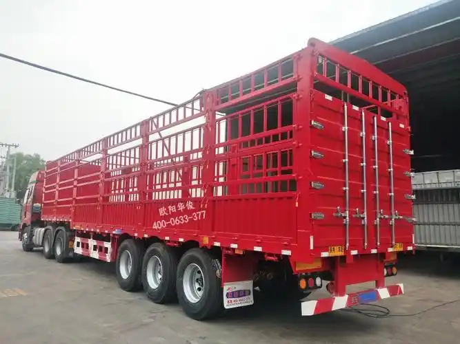 你是最棒的!欧阳华俊13米高栏半挂完工交付河南客户,奔赴财富大道