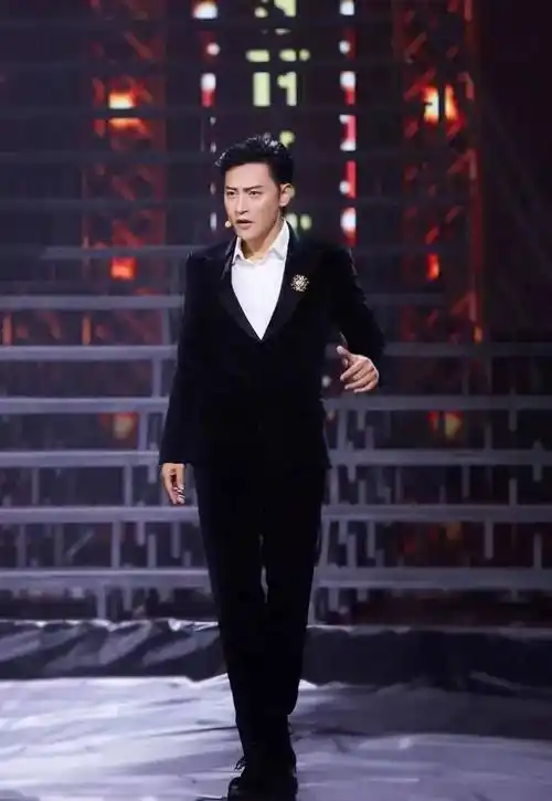 50岁陈志朋太励志,为节目瘦身24斤,网友:小帅虎又回来了_减肥_饮食