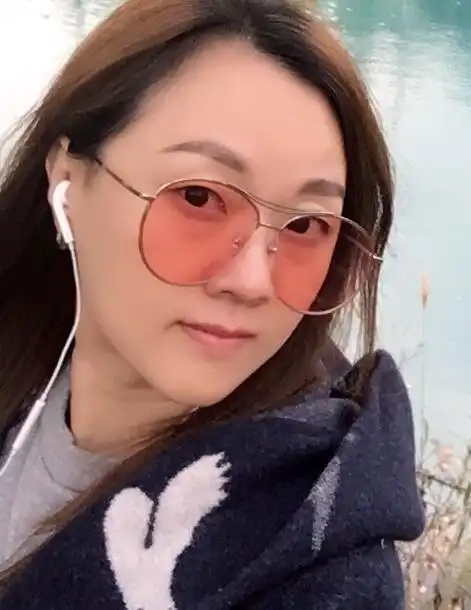 王自健离婚老婆黄雅静真的很厉害曾脱口秀中王自健骂周立波人渣