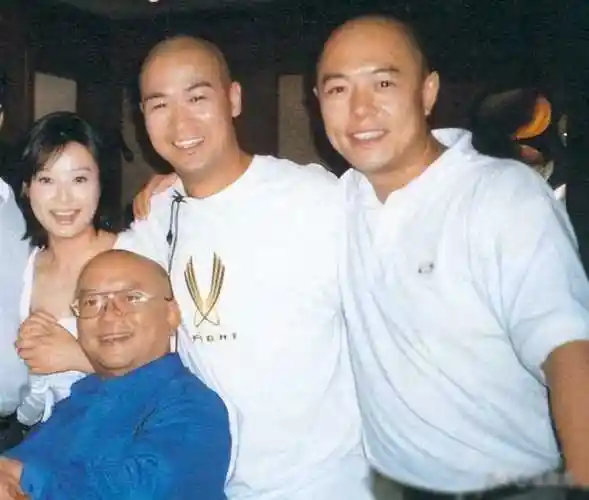 张铁林混血女儿长大颜值高到犯规令人惊艳的格格