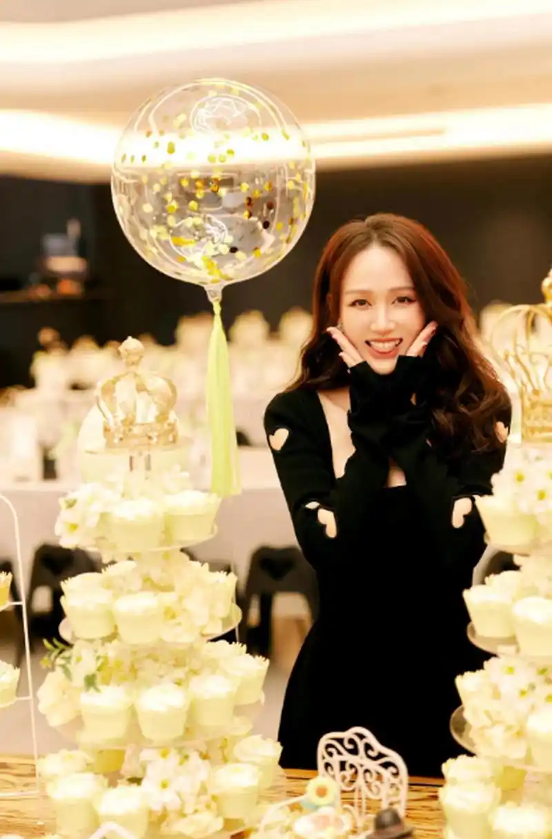 陈乔恩结婚后真的被宠得像"孩子"!