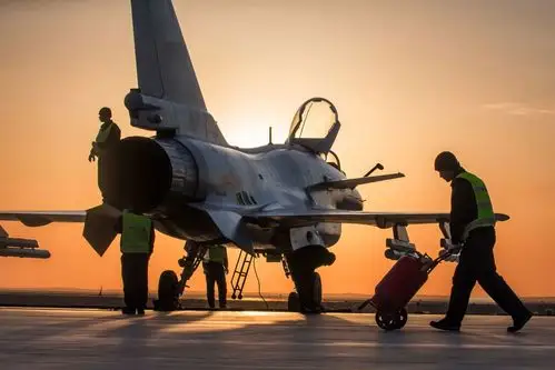 能把中国空军拍成这样,给摄影师点个赞!