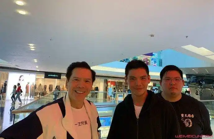 向佑个人资料 入狱事件回顾生母是陈岚还是另有其人