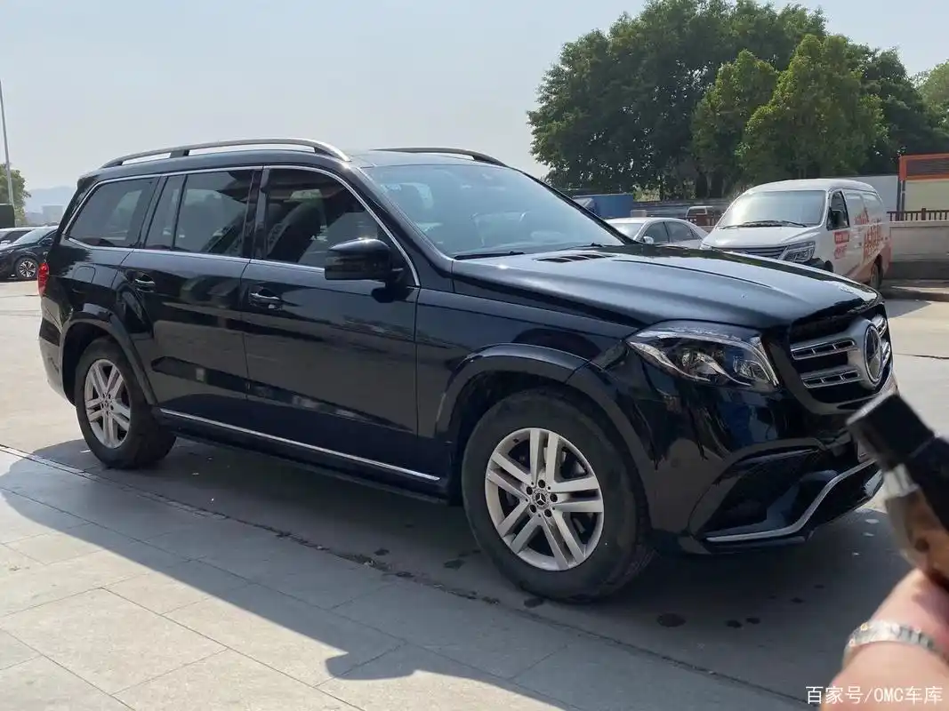 四驱越野:奔驰gls320