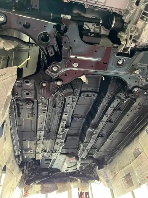 【图】底盘装甲 喷涂 全面保护一下univ_长安uni-v论坛_汽车之家论坛